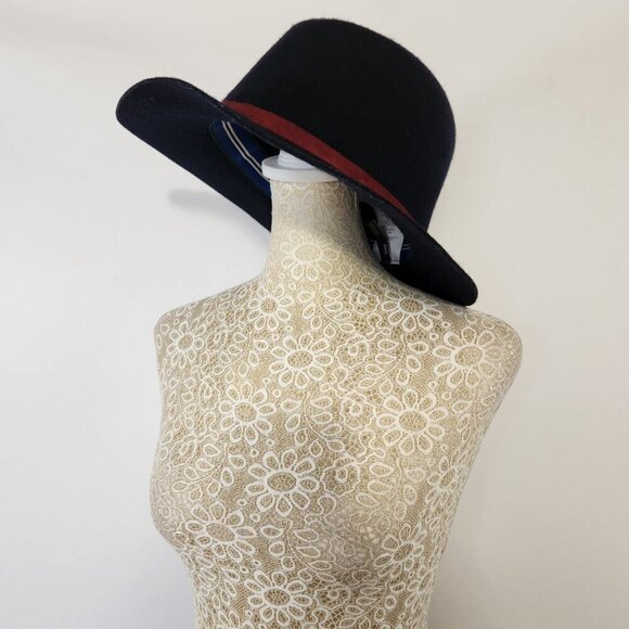 Gap NWOT Women Size S/M-P/M Navy Blue Pinched Crown 100% Soft Wool Fedora Hat - Picture 1 of 16